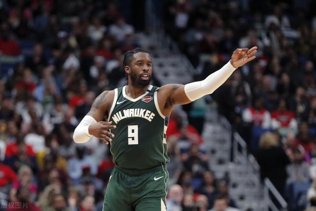 C罗好友、六台记者发文致敬：永恒传奇，为你骄傲，历史最佳🐐